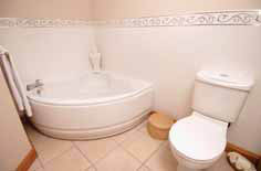 Bathroom - click to enlarge