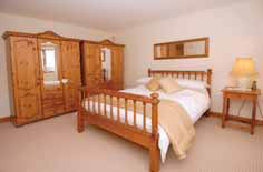 Bedroom 1 - click to enlarge