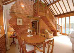 Dining area - click to enlarge